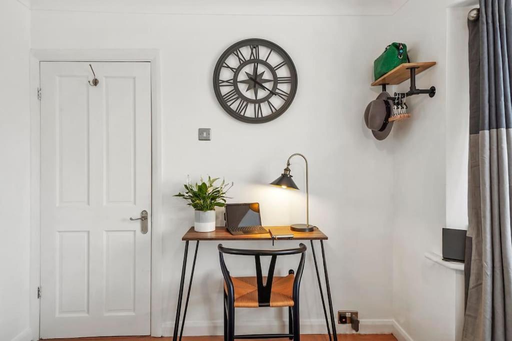 Stylish Maisonette Near The Heath With Free Parking & Wi-Fi Maidstone Dış mekan fotoğraf