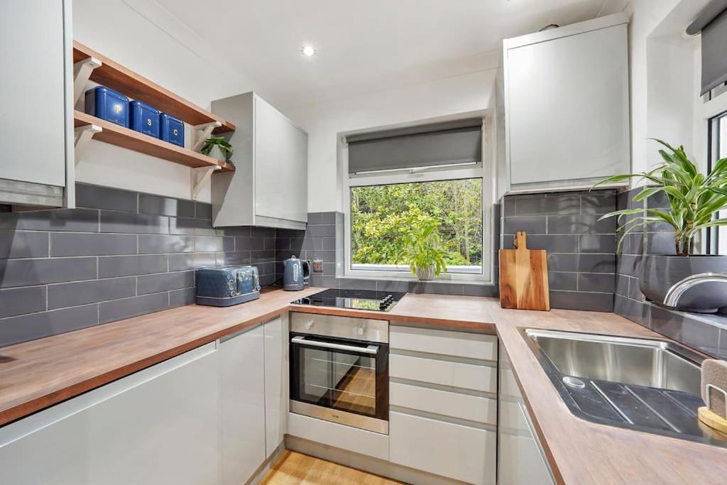 Stylish Maisonette Near The Heath With Free Parking & Wi-Fi Maidstone Dış mekan fotoğraf